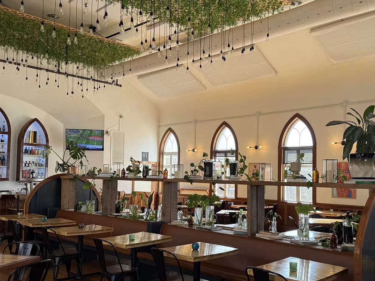 Interior of the restaurant 71 South in Knoxville