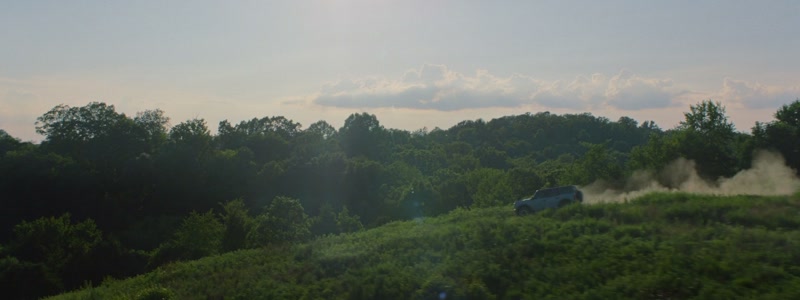 Ford Bronco - Feat. Kip Moore — end