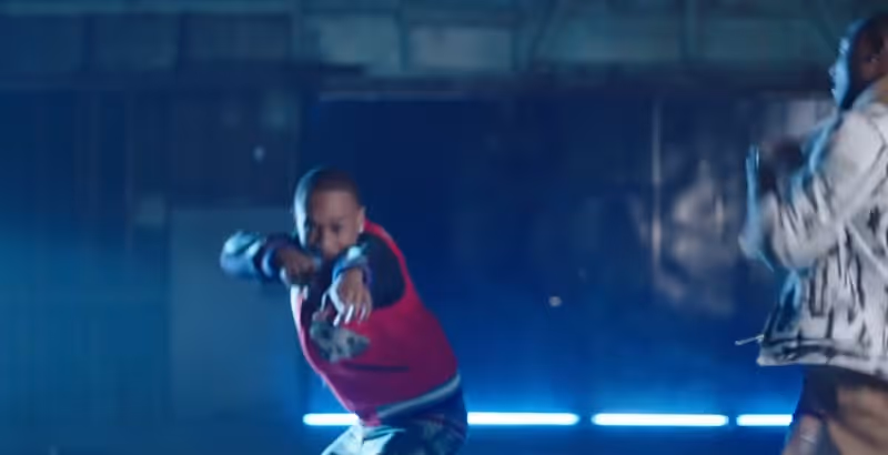 Davido - Ft Yung Thug & Rae Sremmurd — middle