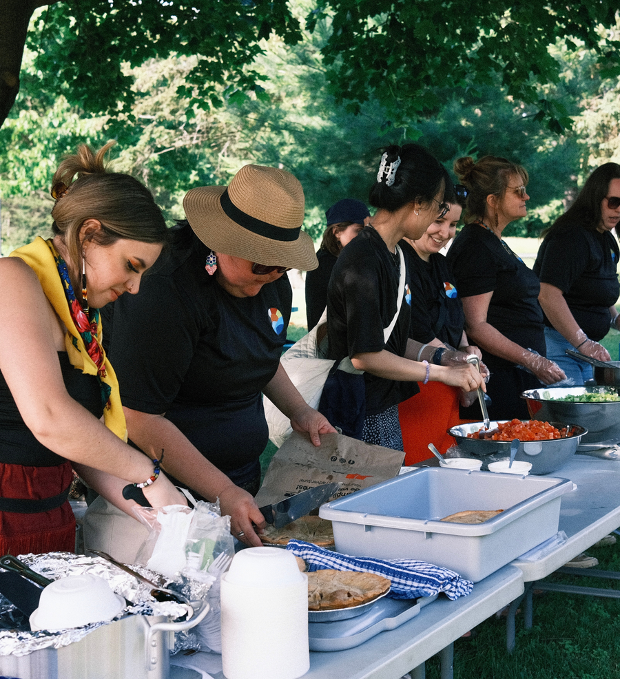 Activité communautaire de préparation en plein air