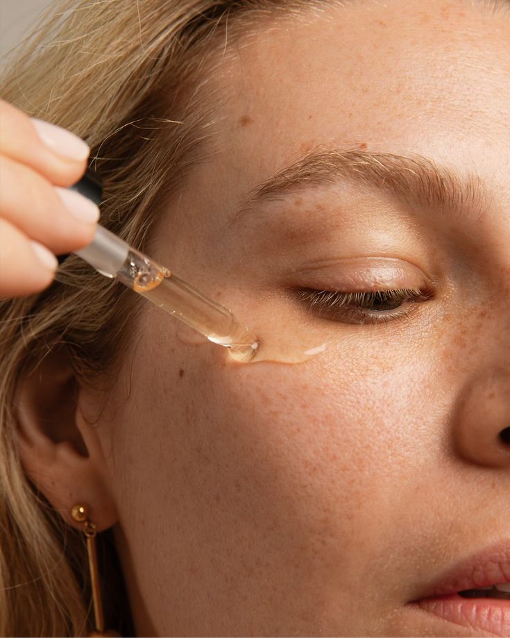 Uneven skin tone and texture