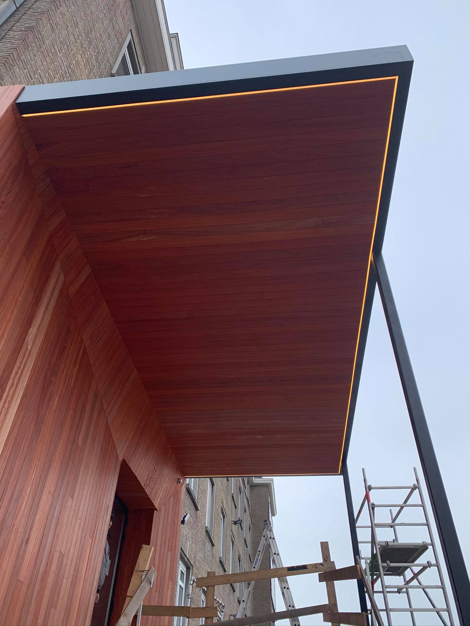 LED strip - overkapping