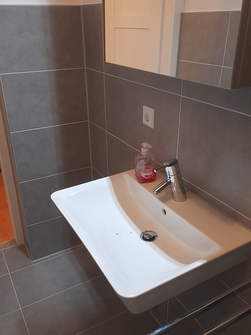 Referenzfoto präzise verlegter Fliesen