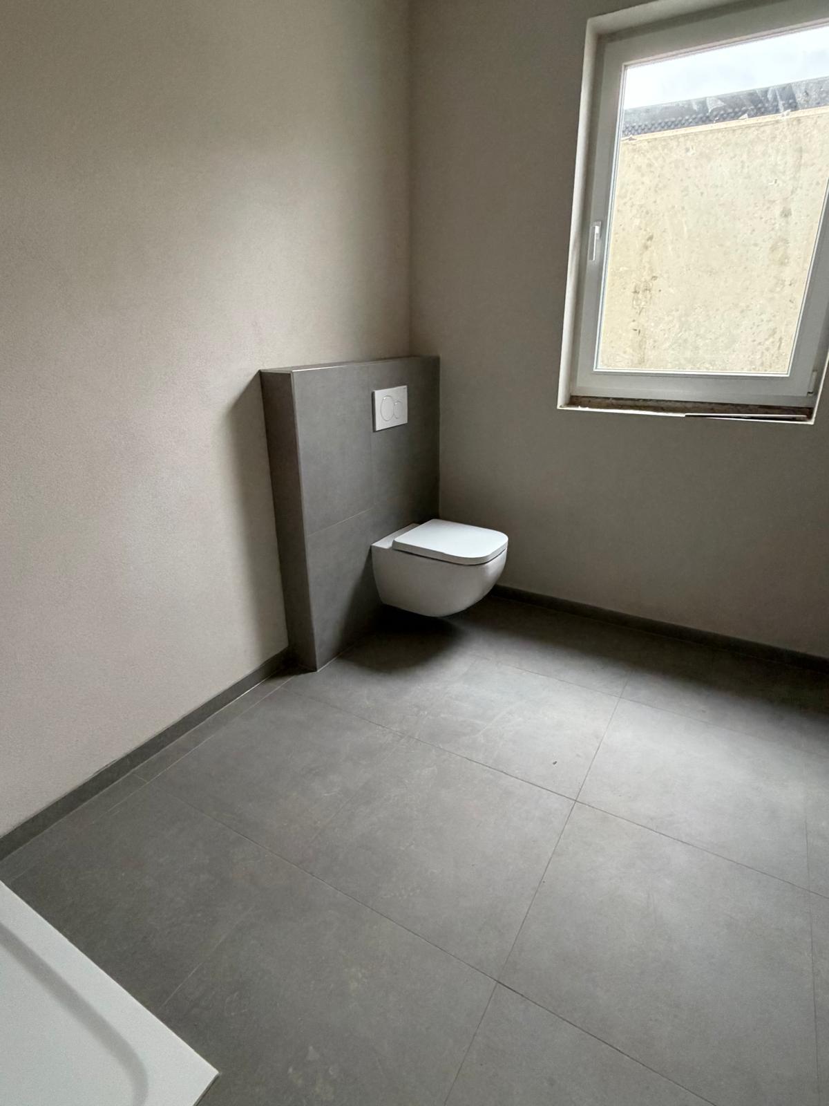 Weiteres Referenzfoto sauber verlegter Fliesen