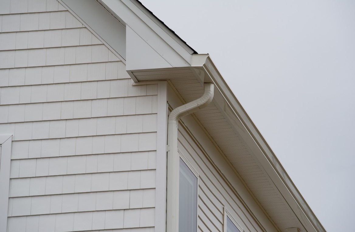 seamless gutters in South Florida