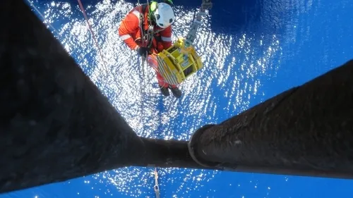 Flare tip replacement - Enchilada Platform, Gulf of Mexico 