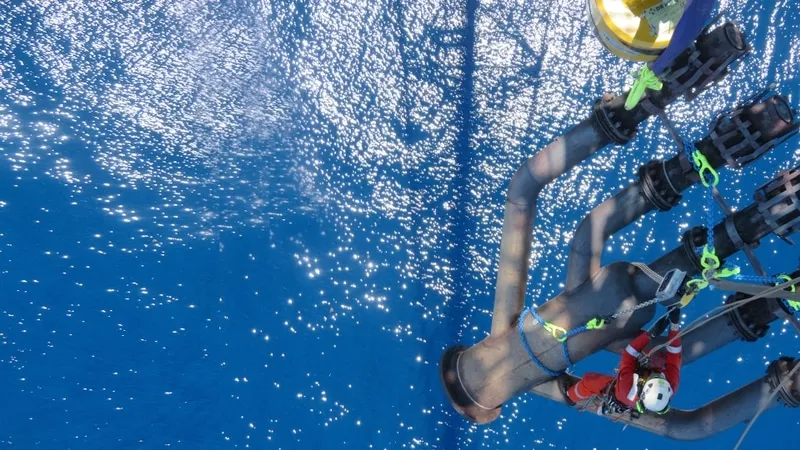 Flare tip replacement - Enchilada Platform, Gulf of Mexico 