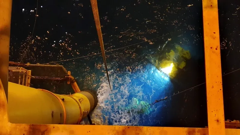 RIser Assembly and Umbilical Pull In - Katmai