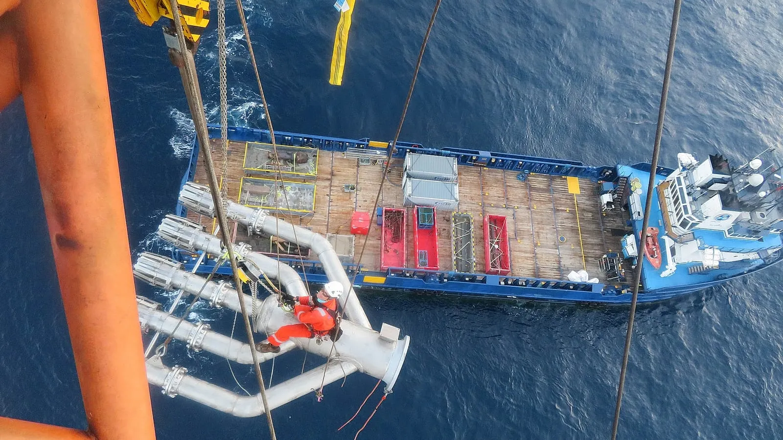 The flare tip on the Salsa platform lowered down to a supply vessel