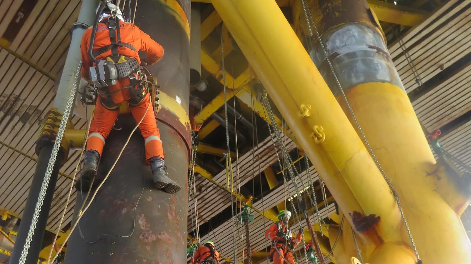 Tyra decommissioning preparation below deck works 