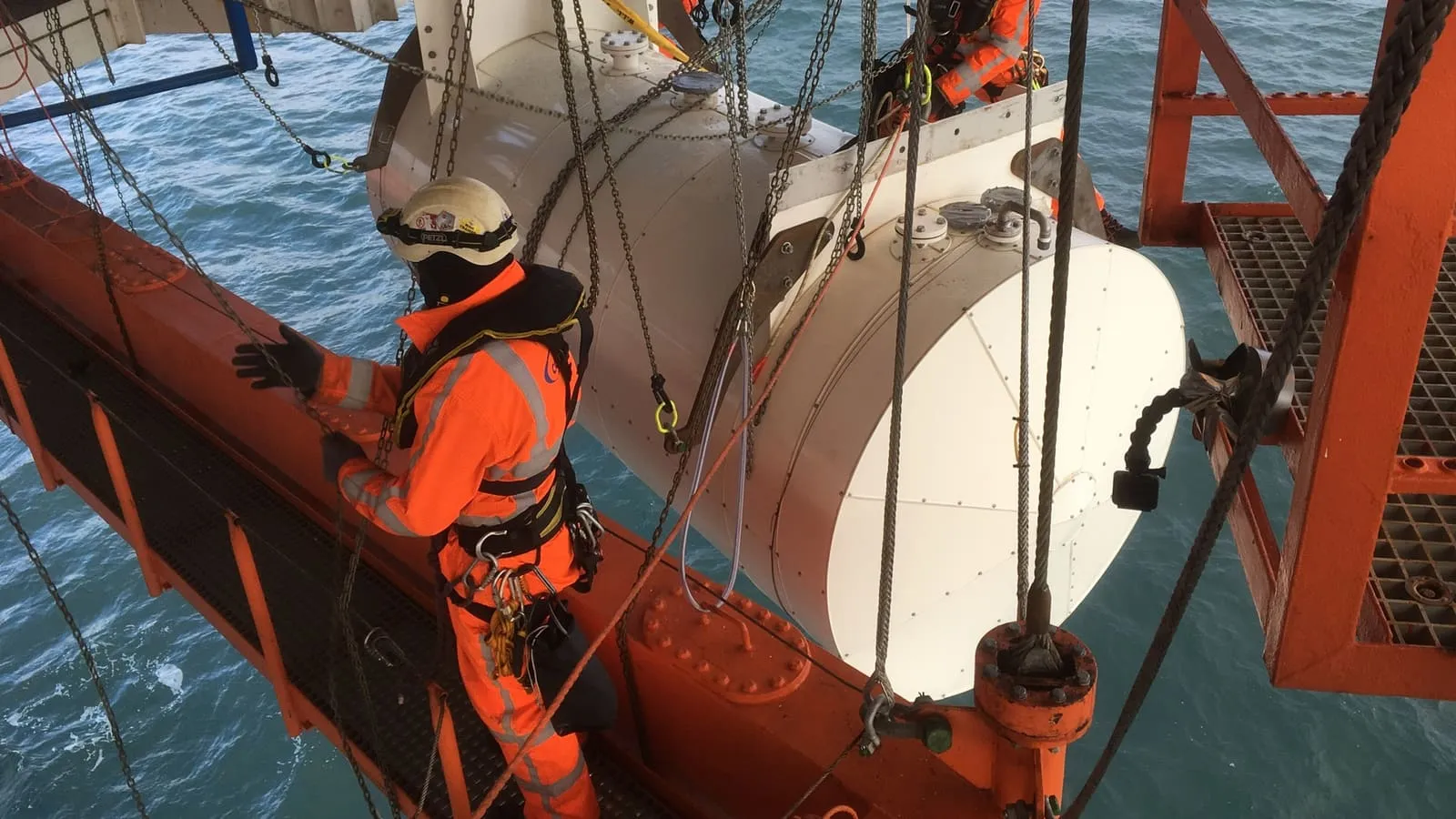 Lifting the diesel tank underneath the deck