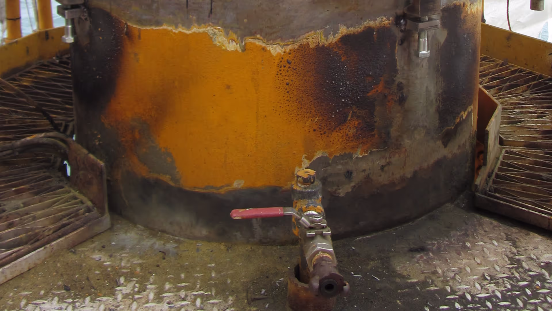 Crane pedestal replacement - L10-E North Sea 