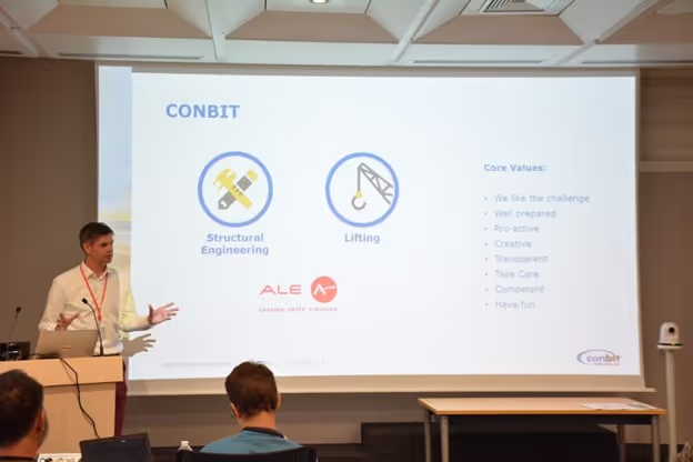 Bram van Oirschot presenting offshore lifting expertise of Conbit