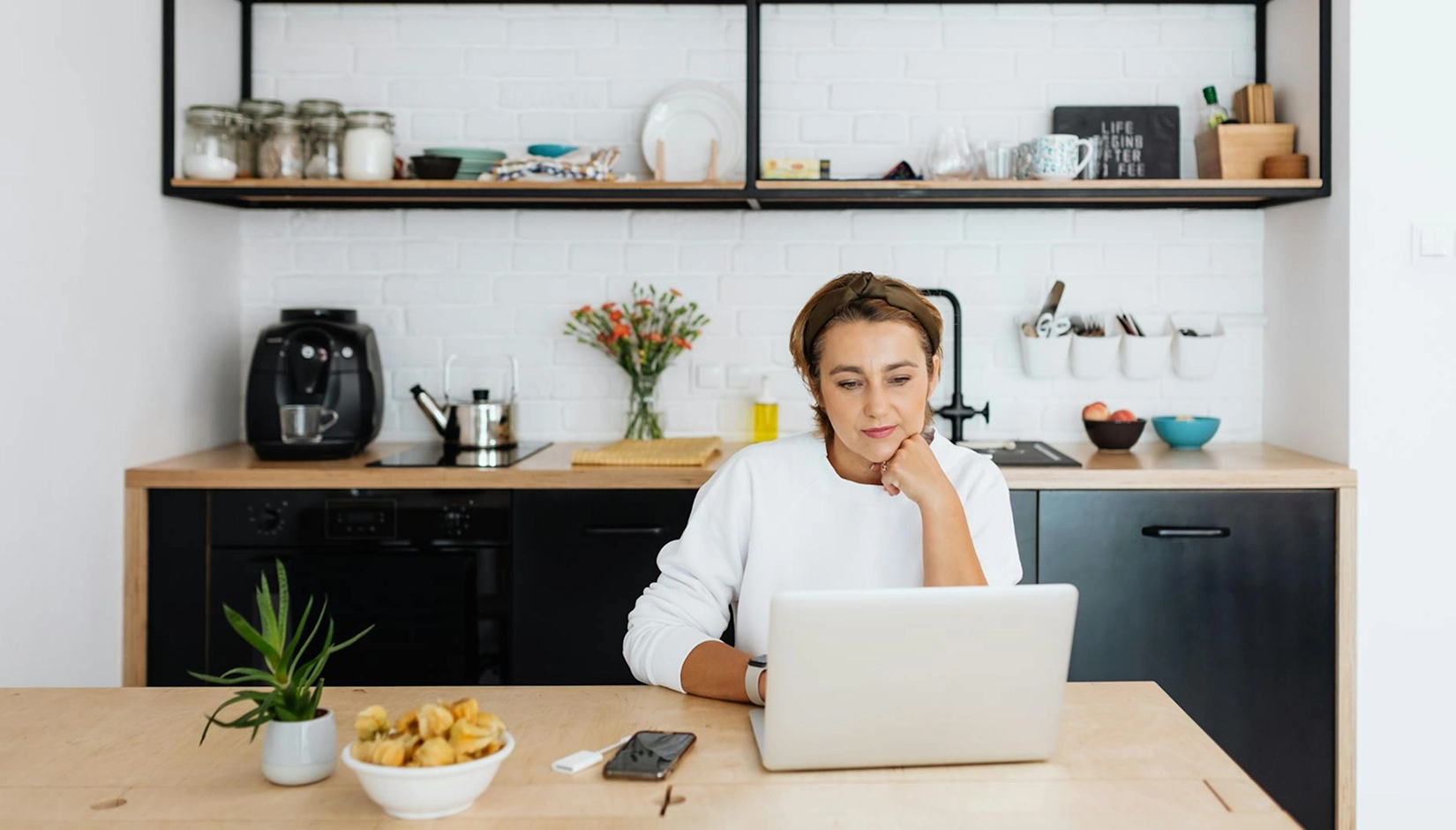 Vertora blog card landscape image