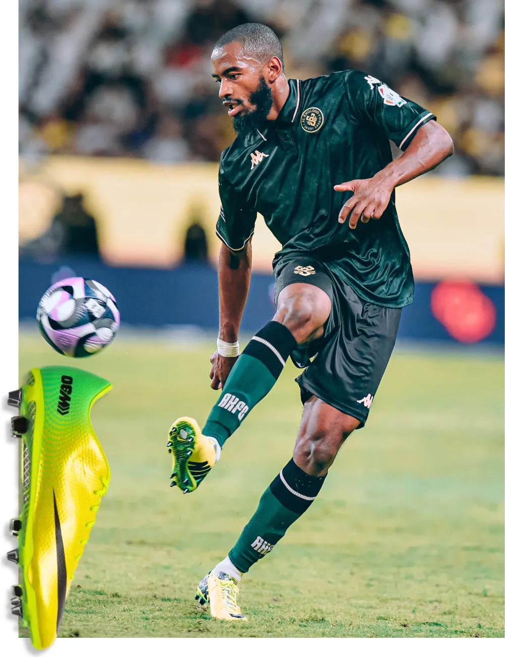 Myziane MAOLIDA wearing nike mercurial vapor 9 yellow green jogaboot