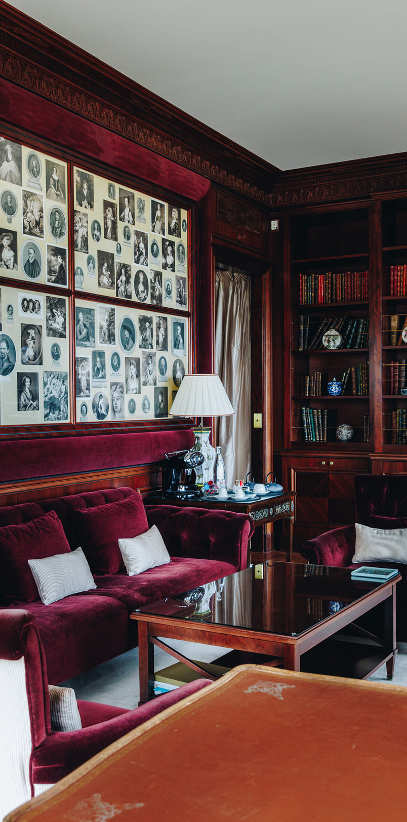 Carré d'Or Suite editoirial image