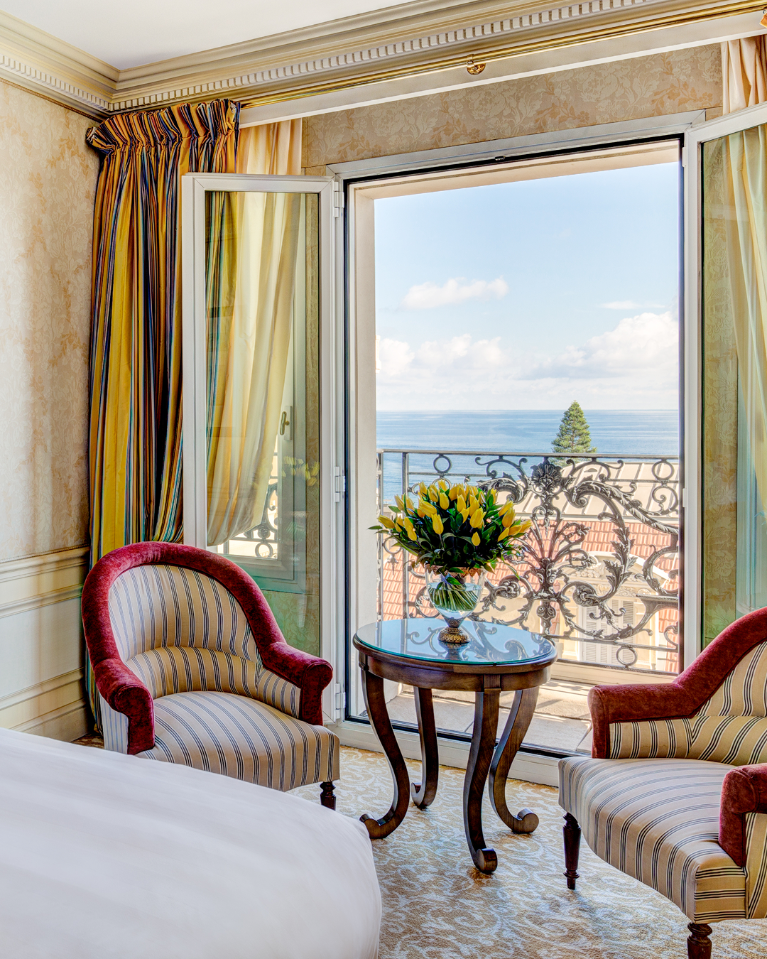Deluxe Sea View Suite