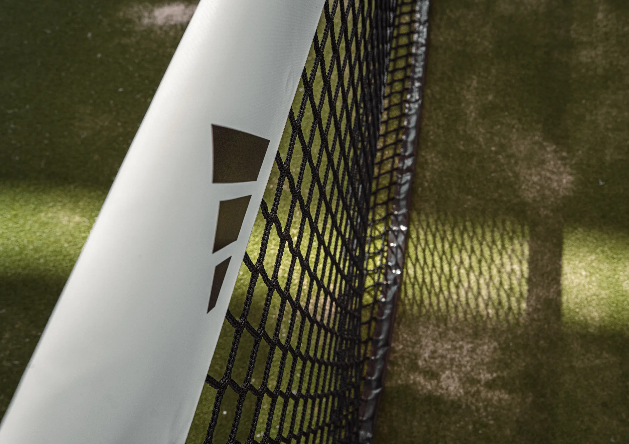 Azur — adidas net post detail