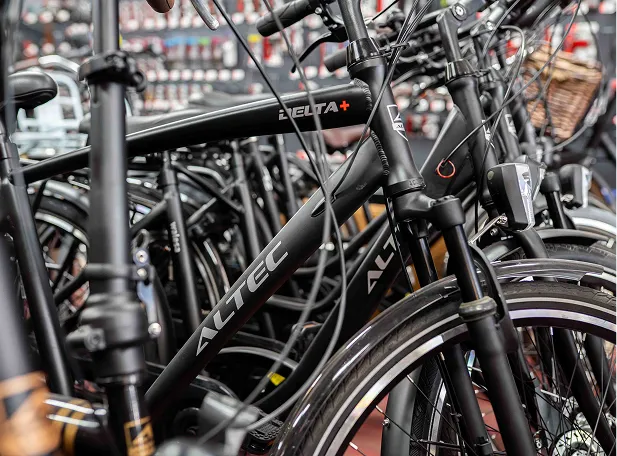 Nieuwe Altec fietsen bij merkdealer fietsenwinkel in Vlaardingen, West 2 Wielers.