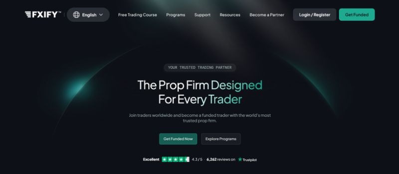 FXIFY homepage presenting its funded trading programs, free trading course, support resources, and partner options