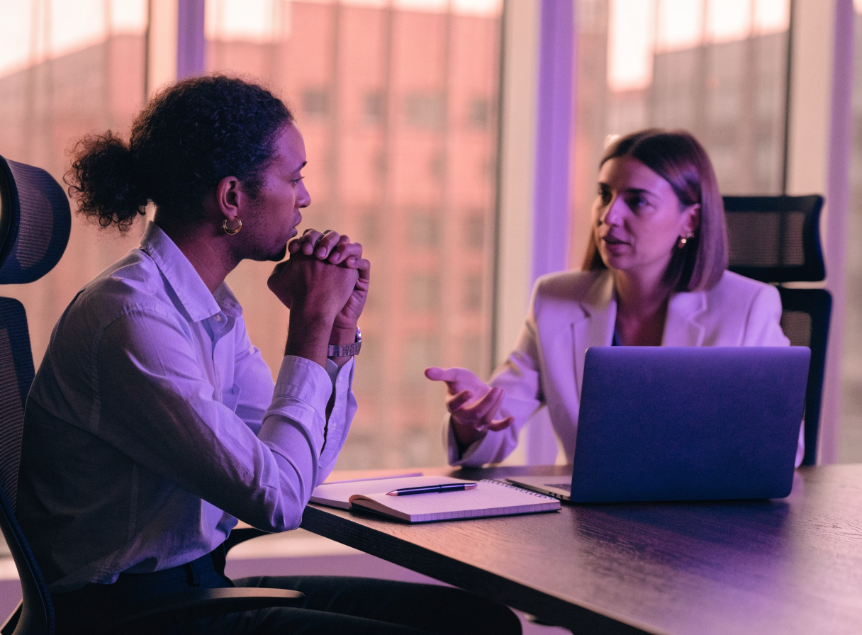 Consultant interviewing an HR director