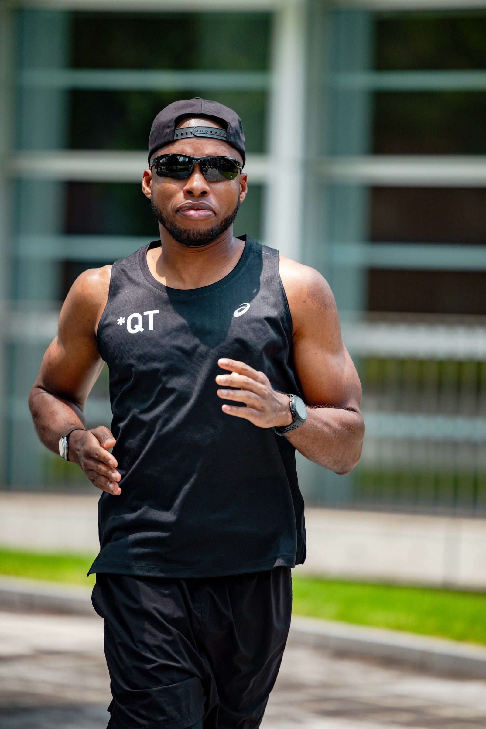 QuHarrison Terry running toward camera, *QT singlet