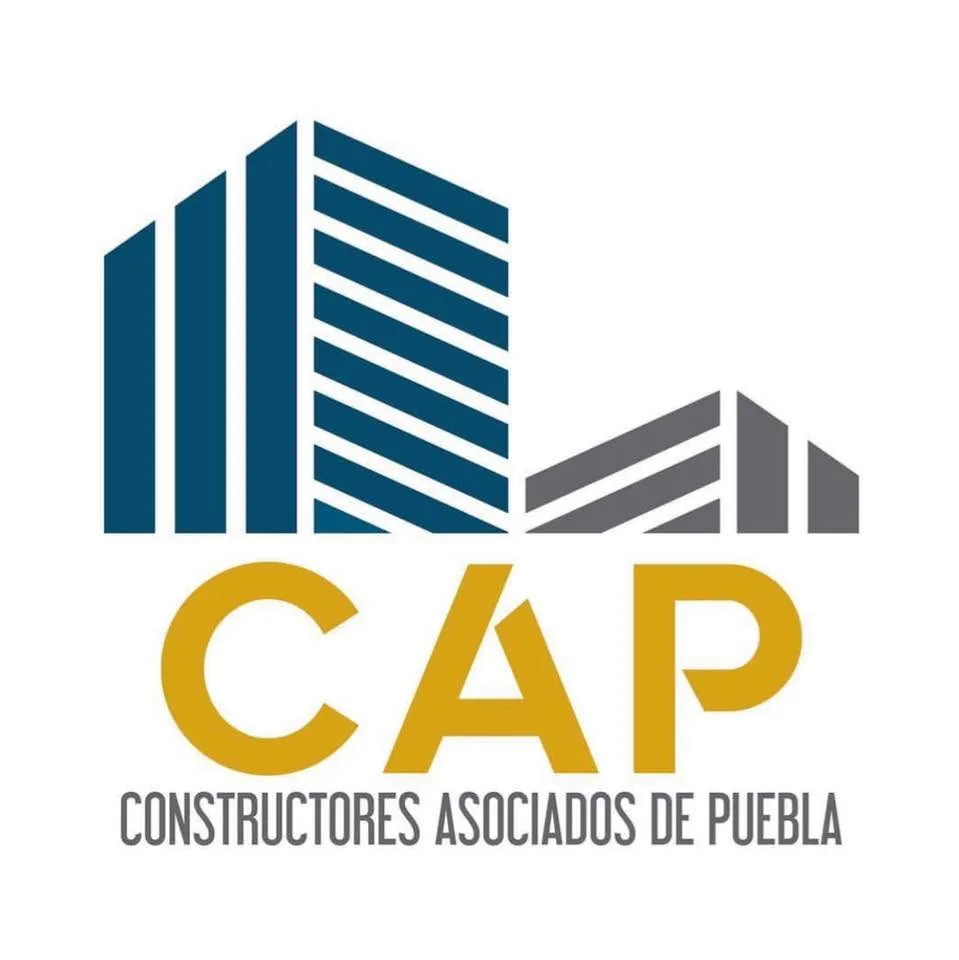 Logotipo de CAP con edificios y texto Constructores Asociados de Puebla.
