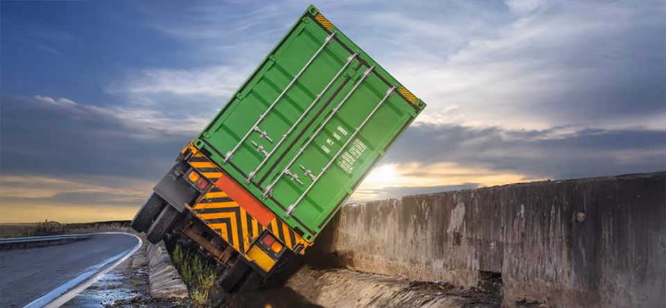 What Makes Truck Accident Claims More Complex Than Regular Car Crashes