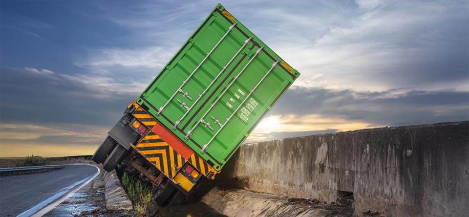What Makes Truck Accident Claims More Complex Than Regular Car Crashes