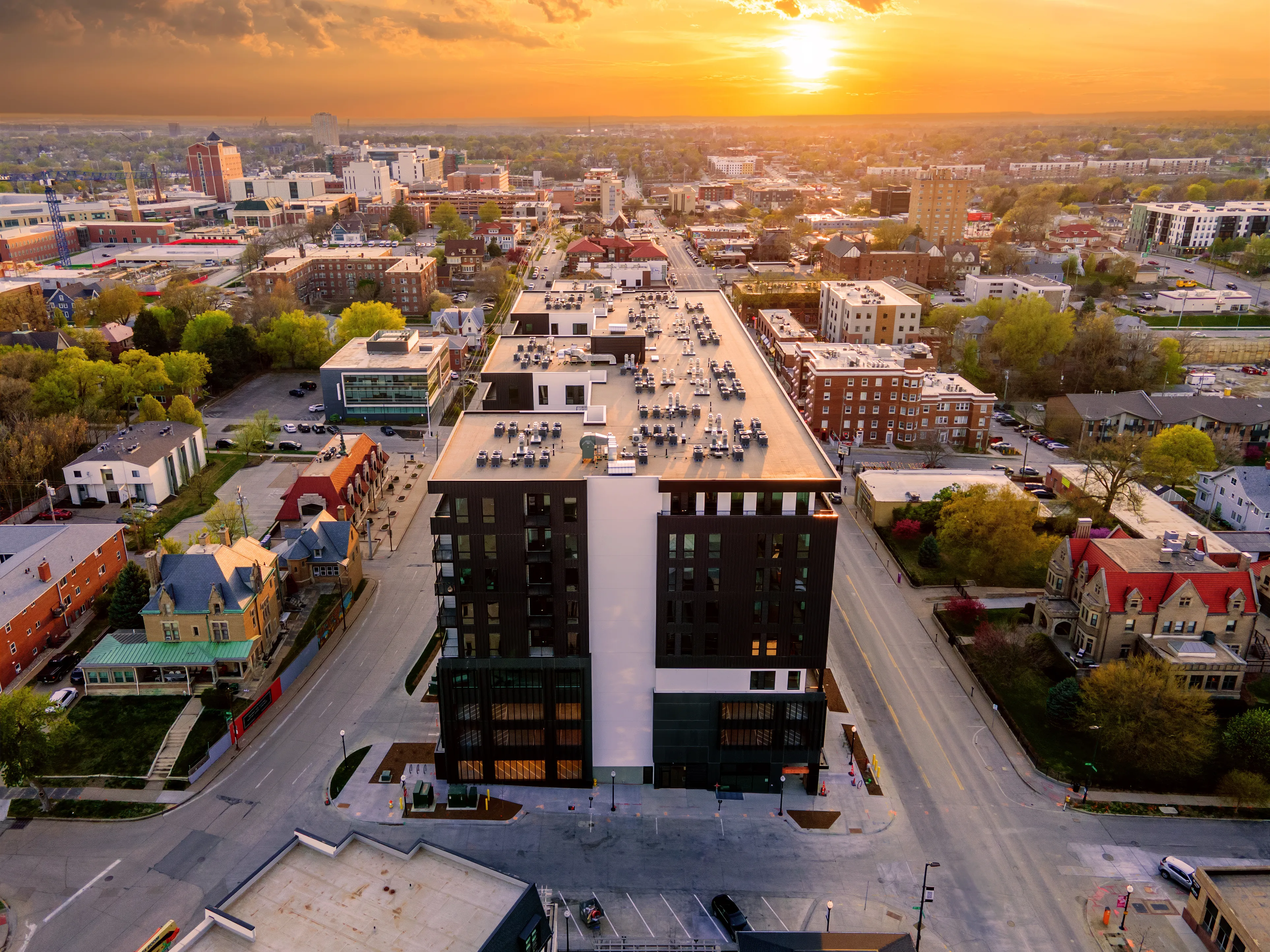 37 West Farnam nine story mixed-use building in Omaha's Blackstone District 2025