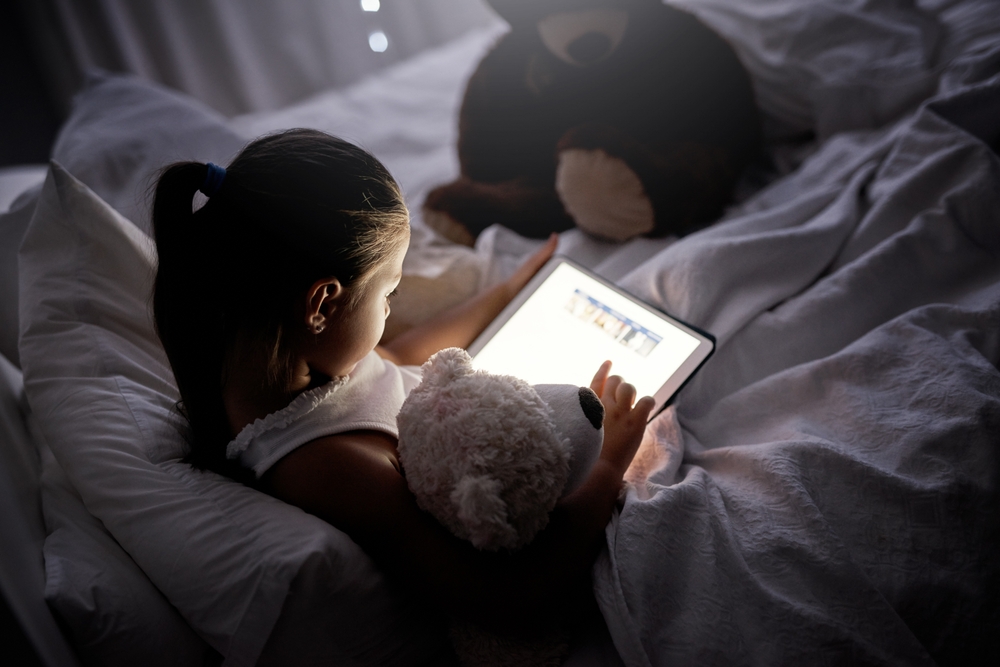 Connection Between Screen Time and Reading Problems