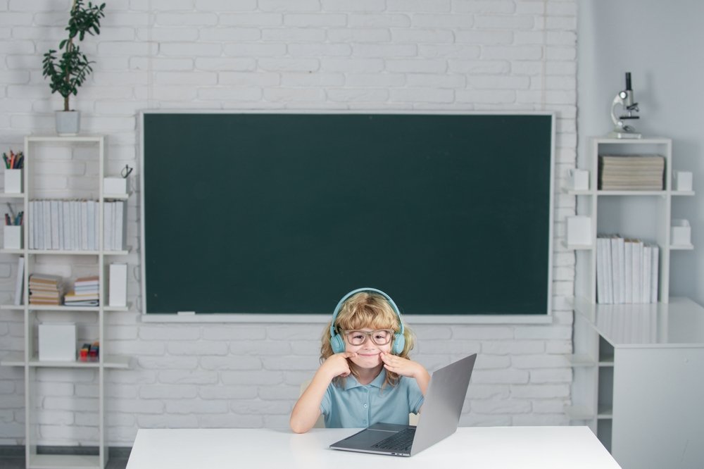 Step Up for Students Offers Scholarships that Help Pay for Readability, But How Do Students Qualify?