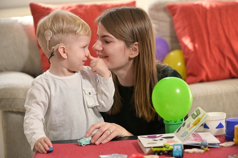 How Readability Supports Children with Cochlear Implants
