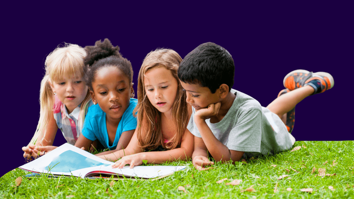 Kids reading together while exploring reading comprehension apps