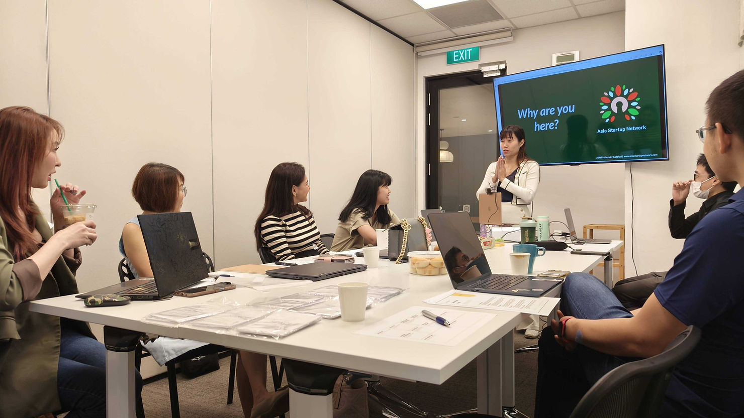 Elise conducting the Pre-founder Catalyst Program, 2024