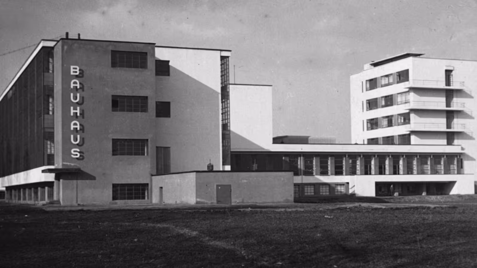 The Curriculum of the Bauhaus