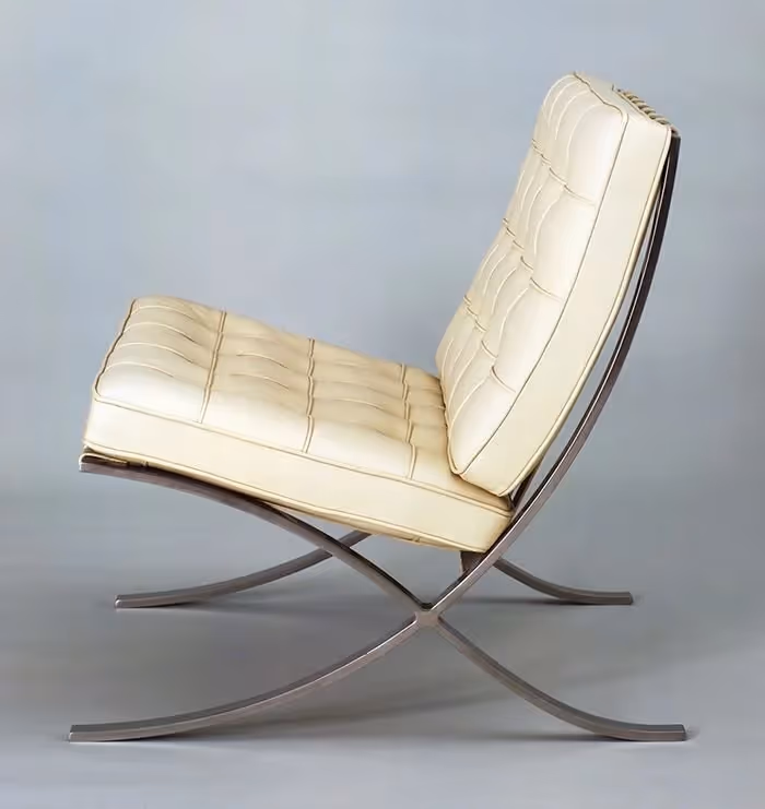MIES VAN DER ROHE AND LILLY REICH, 1929