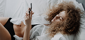 How to Sext (and Not Cringe)