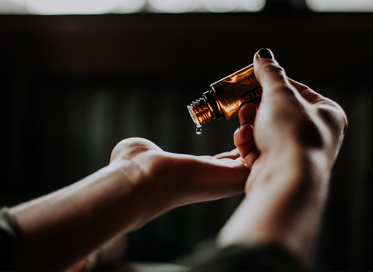 Use oils as the perfect massage complement 