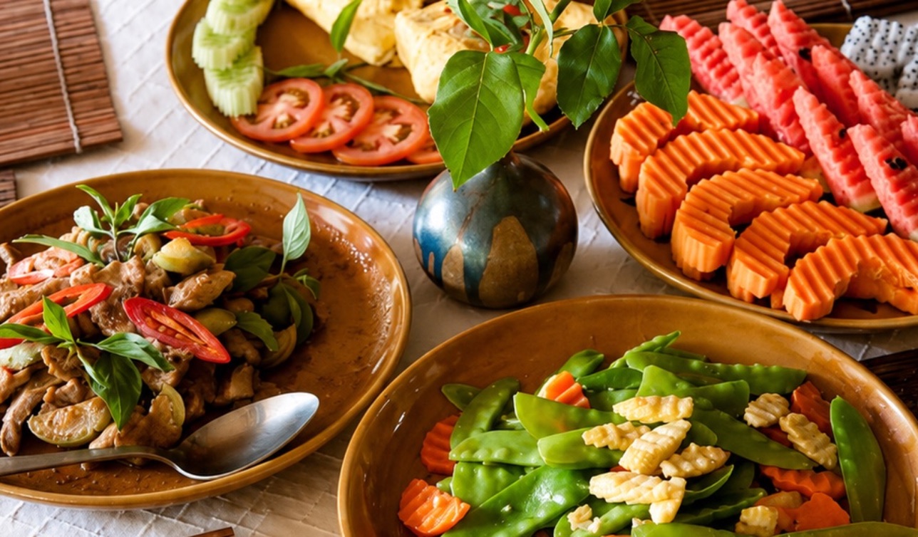 LocoSolo Chiang Mai to Chiang Rai: The Open Table