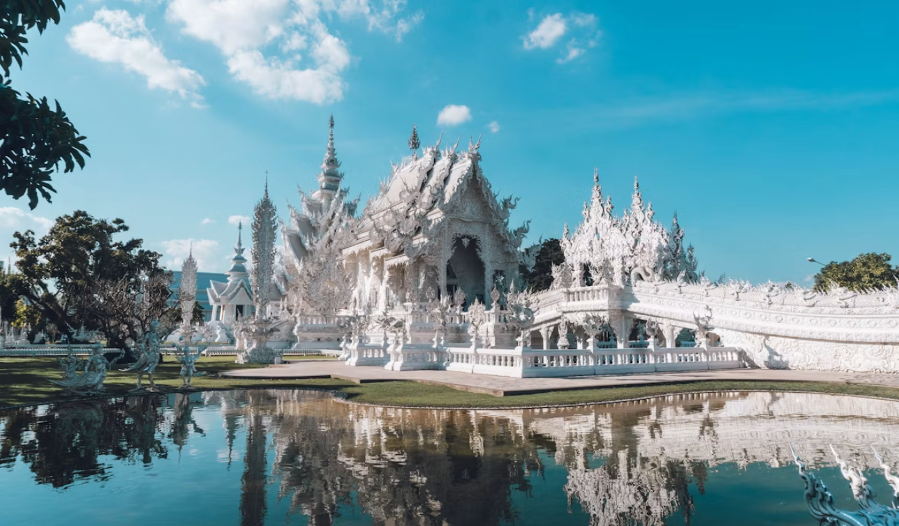 LocoSolo Chiang Mai to Chiang Rai: The Open Table