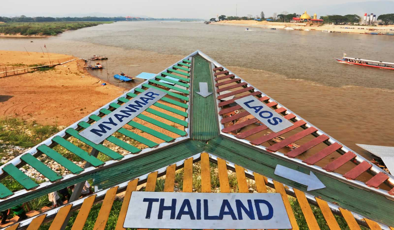LocoSolo Chiang Mai to Chiang Rai: The Open Table