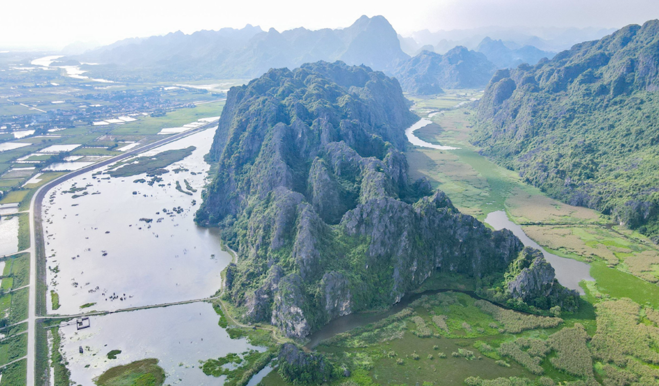 LocoSolo Vân Long, Early