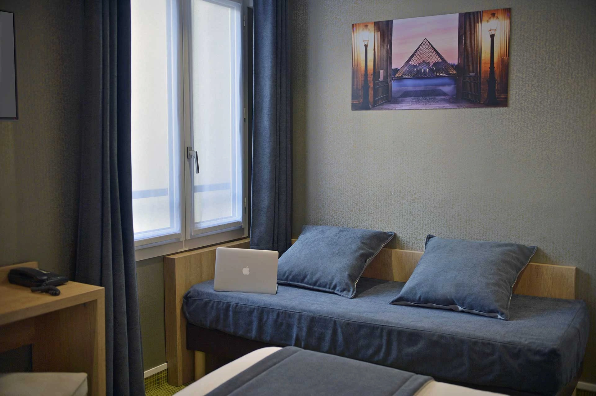 Canapé pliant de nos chambres Supérieure Triple.