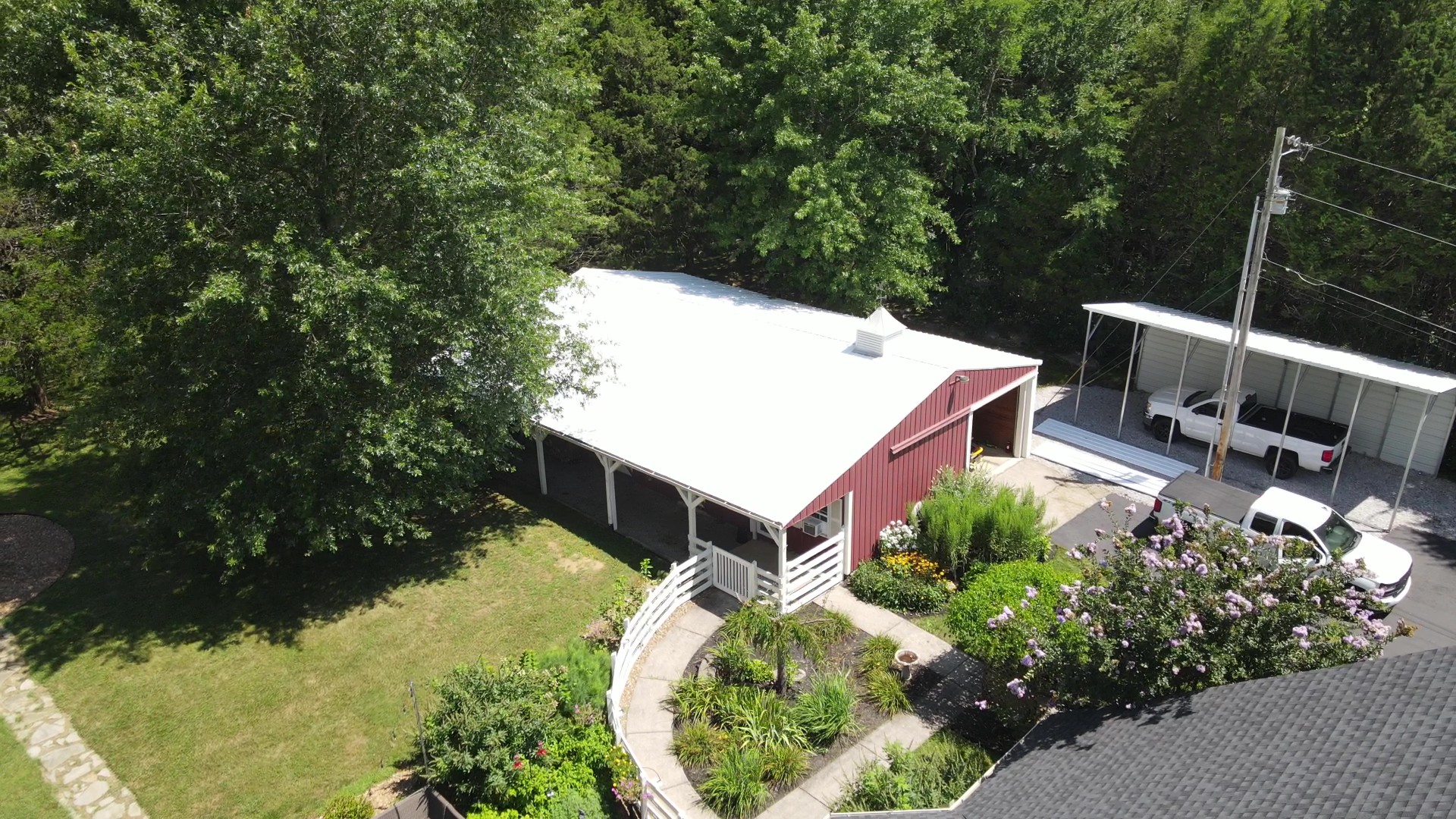 Stone building with green metal roof and decorative trim in Middle Tennessee