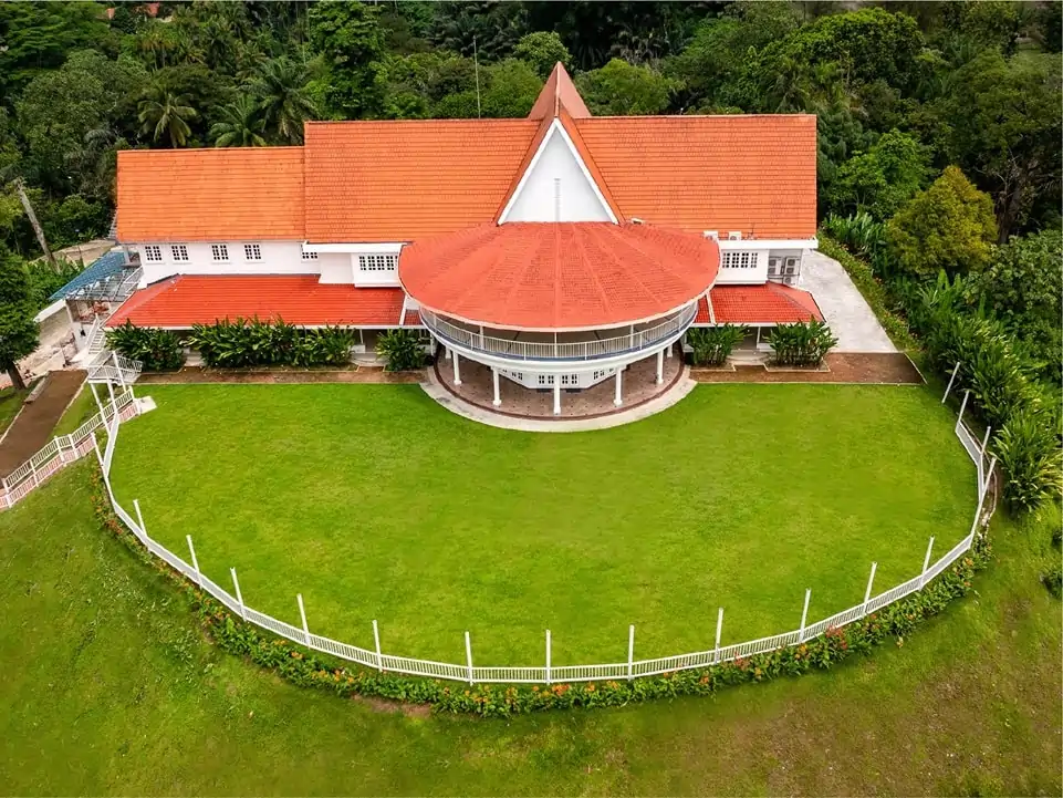 Hill Top Garden at The Estate