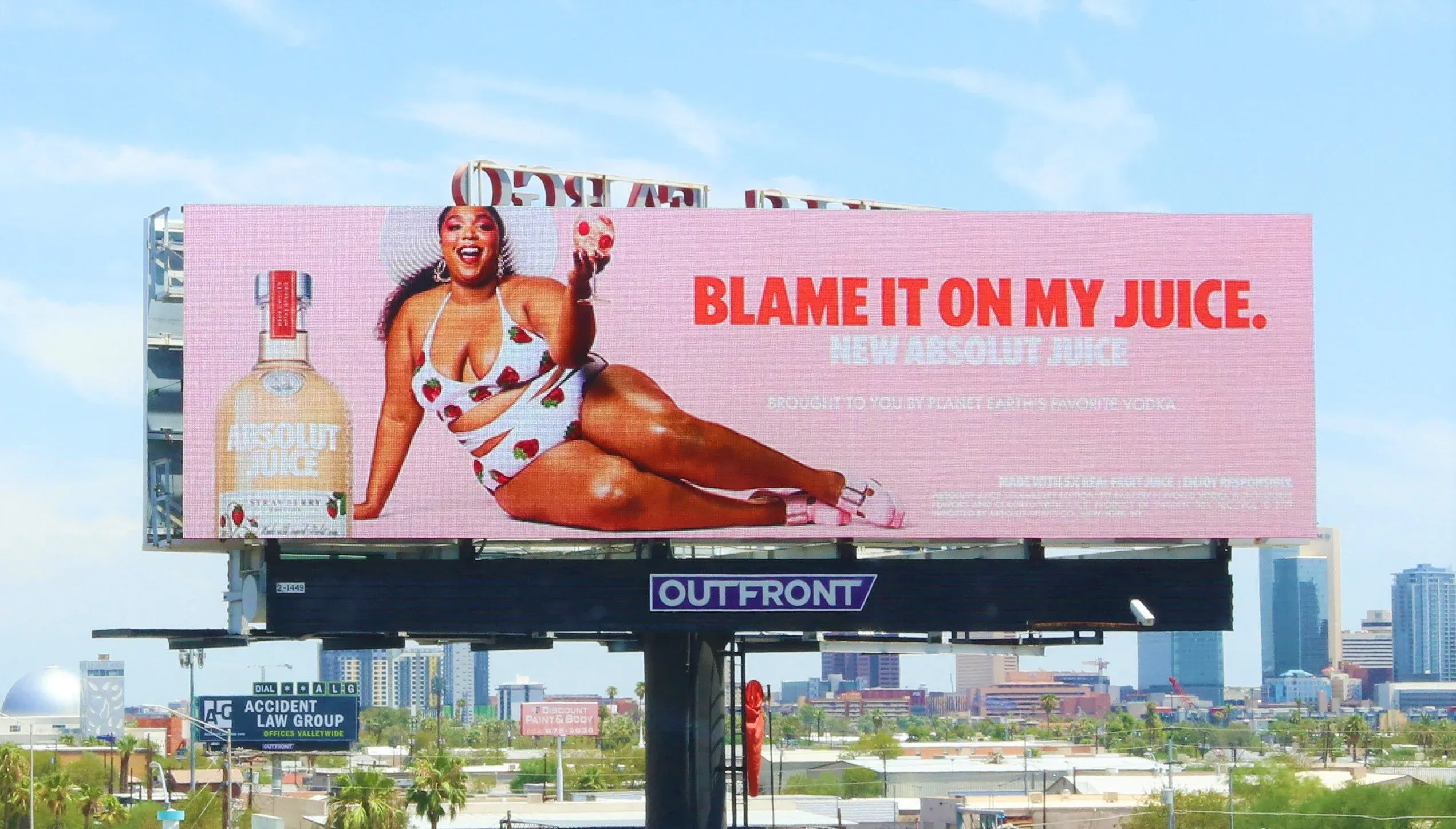DOOH use case: Blame it on my juice’ creative by Absolut Juice