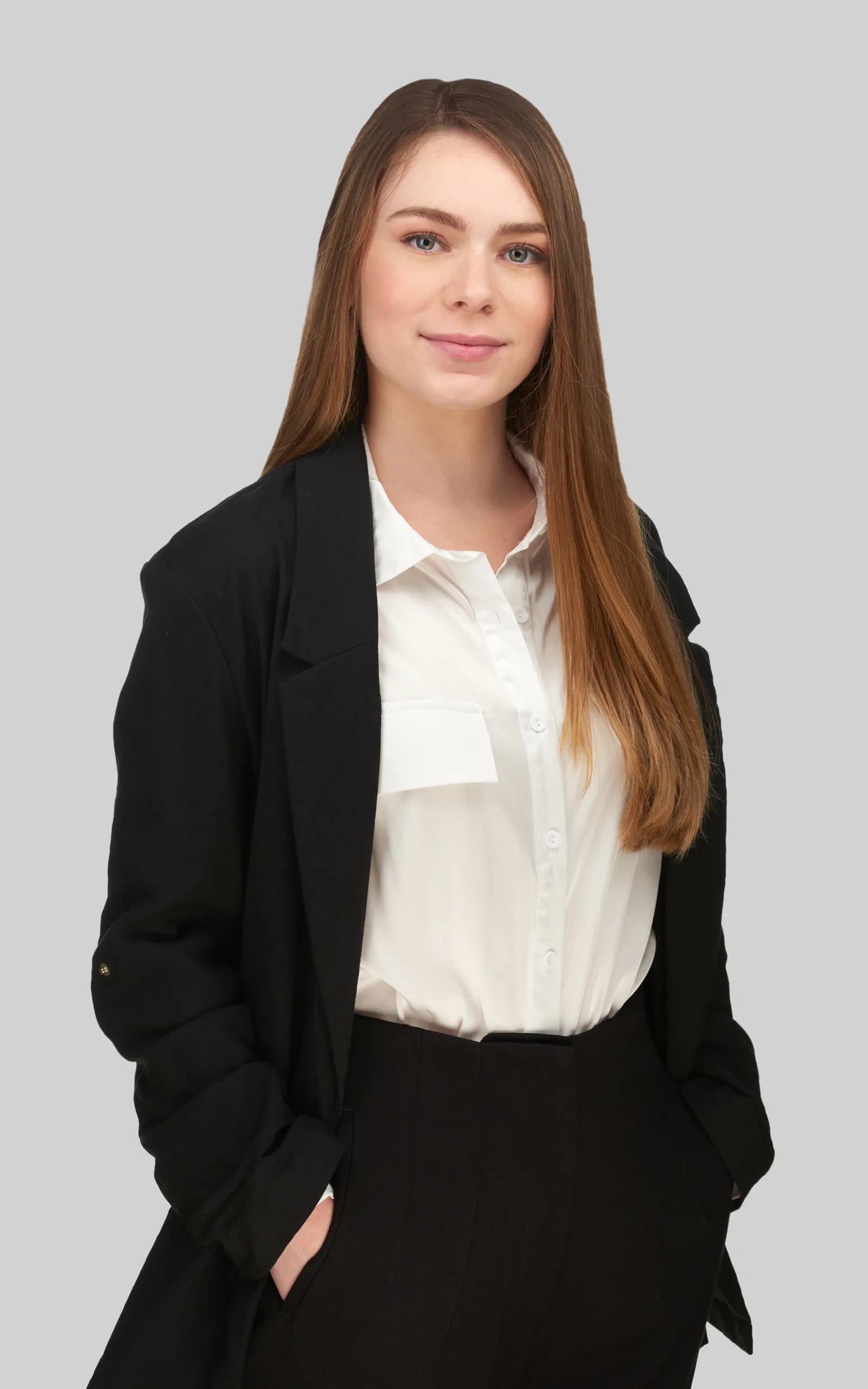 צילומי תדמית לעורכי דין לעורכת דין מתל אביב, בצילום תדמית סביבתי במשרדי המשרד המיועד לאתר המשרד.