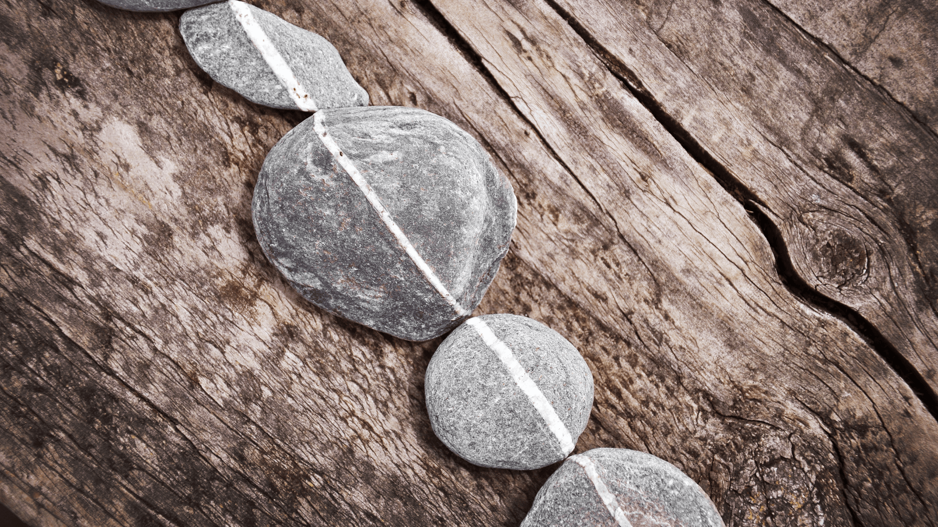 Set of rocks with a linear comparison forming an almost perfect line