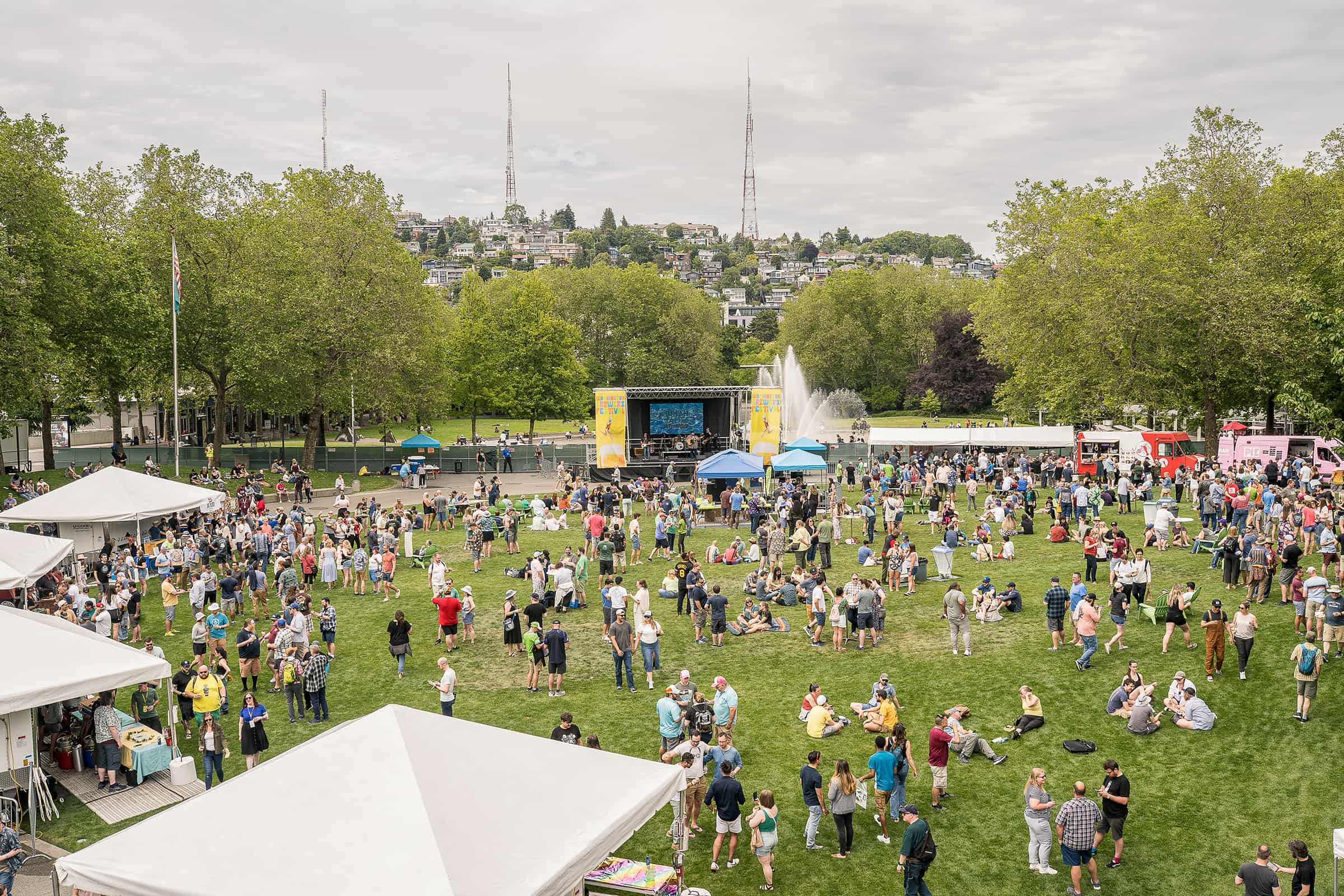 Large crowd gathered on Seattle Center lawn at Washington Brewers Fest